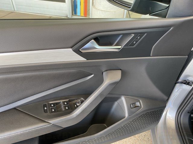 New 2026 Volkswagen Jetta Sport FWD image 9