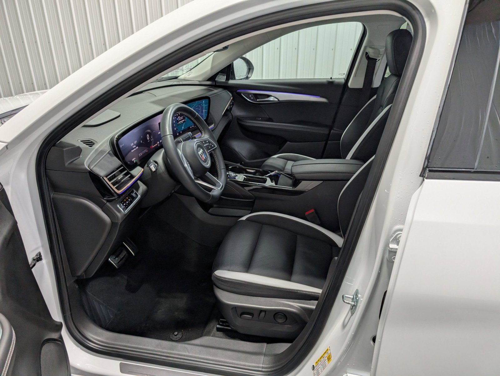 Used 2025 Buick Envision Sport Touring image 14