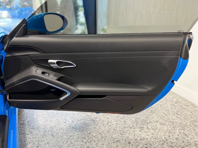 Used 2024 Porsche 718 Cayman RWD image 34