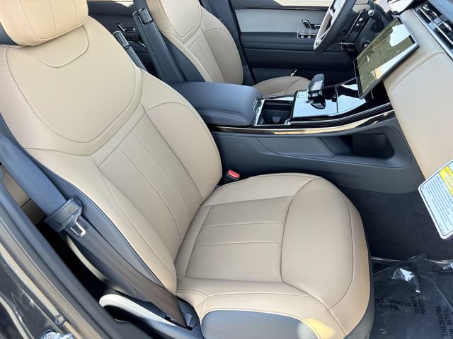 New 2026 Land Rover Range Rover Sport Dynamic SE AWD/4WD image 10
