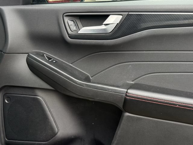 Used 2024 Ford Escape ST-Line FWD image 25