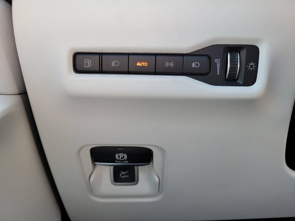 New 2026 Jeep Cherokee Laredo AWD/4WD image 23