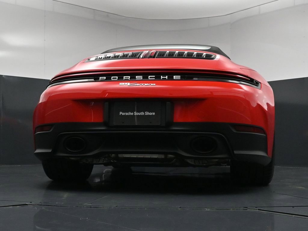 Certified 2025 Porsche 911 Carrera RWD image 25