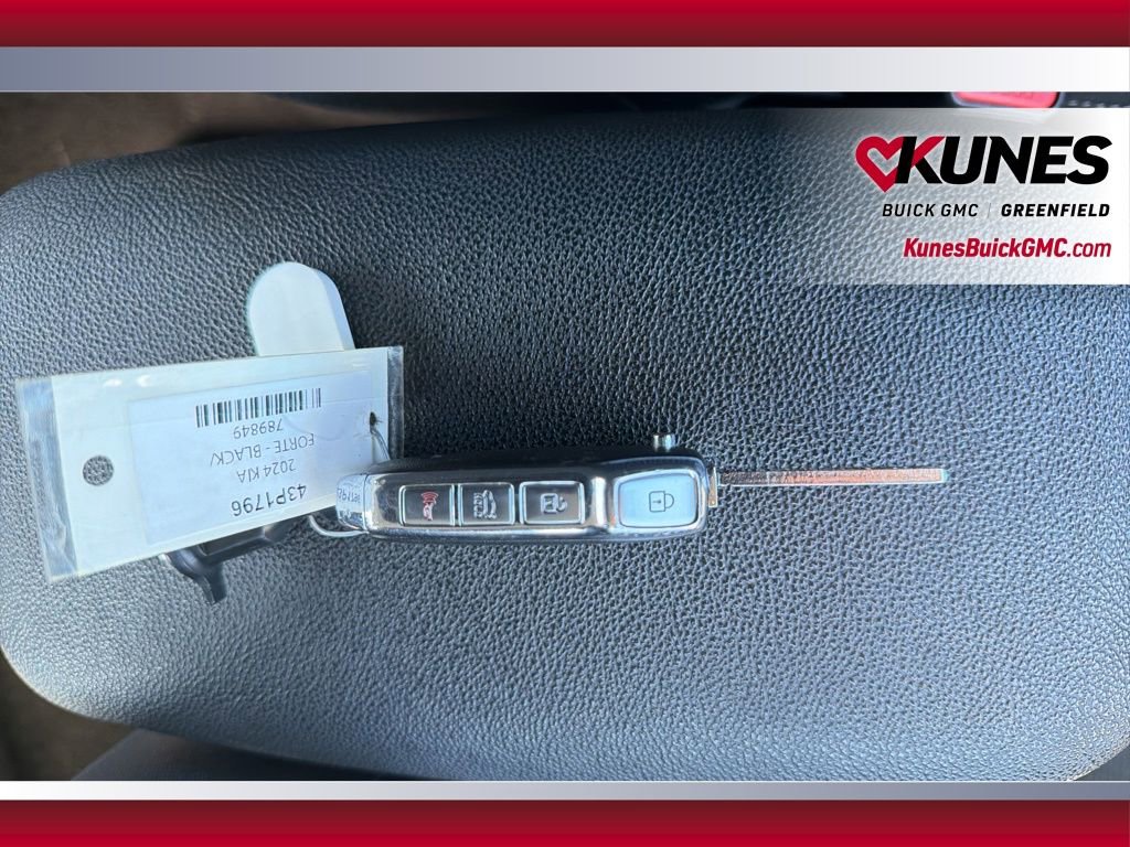 Used 2024 Kia Forte LXS image 40