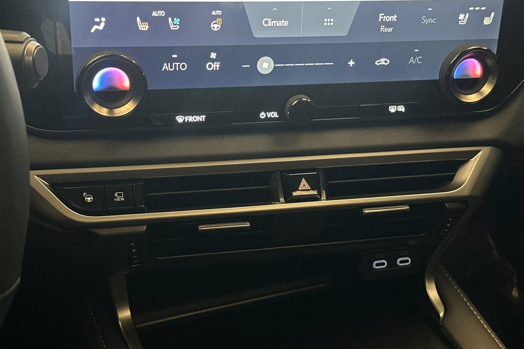 Used 2024 Lexus RX 350 FWD w/ Convenience Package image 21