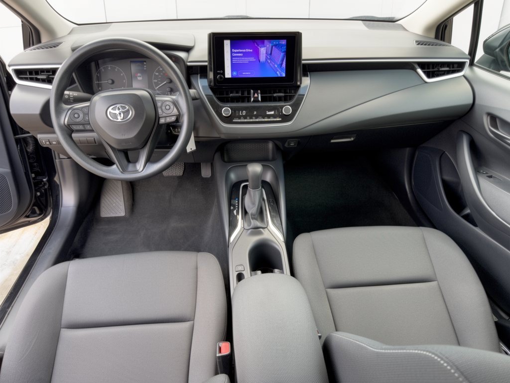 Used 2025 Toyota Corolla LE FWD image 17