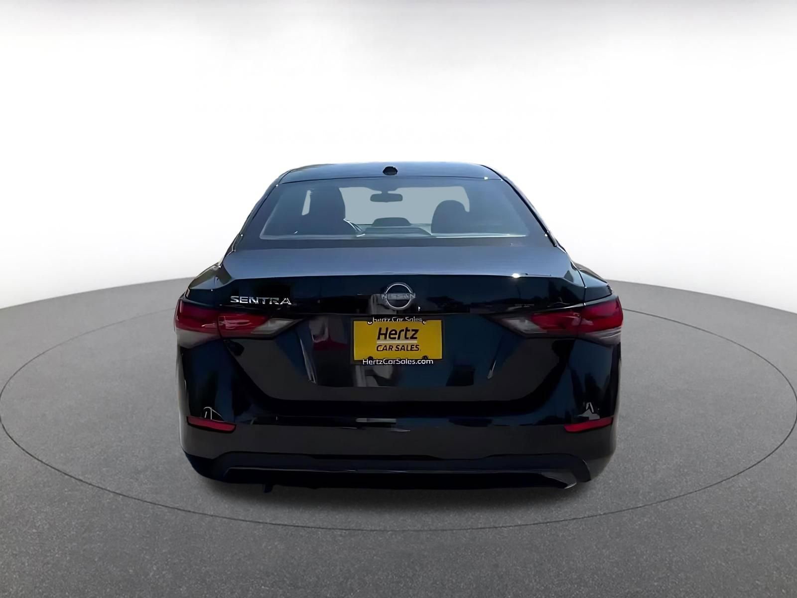 Used 2025 Nissan Sentra SV image 12