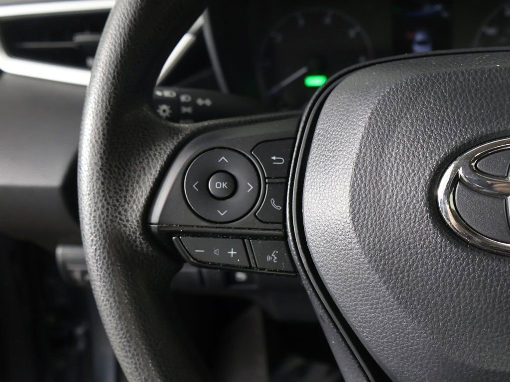Used 2023 Toyota Corolla LE image 35