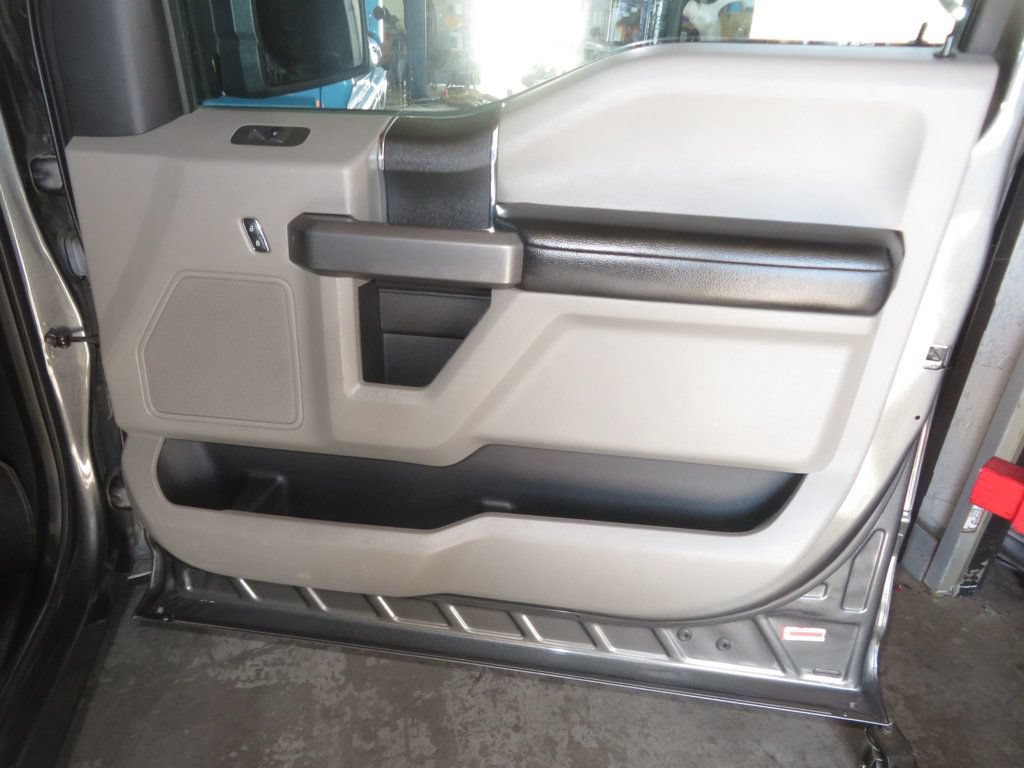 Used 2018 Ford F150 XLT AWD/4WD image 31