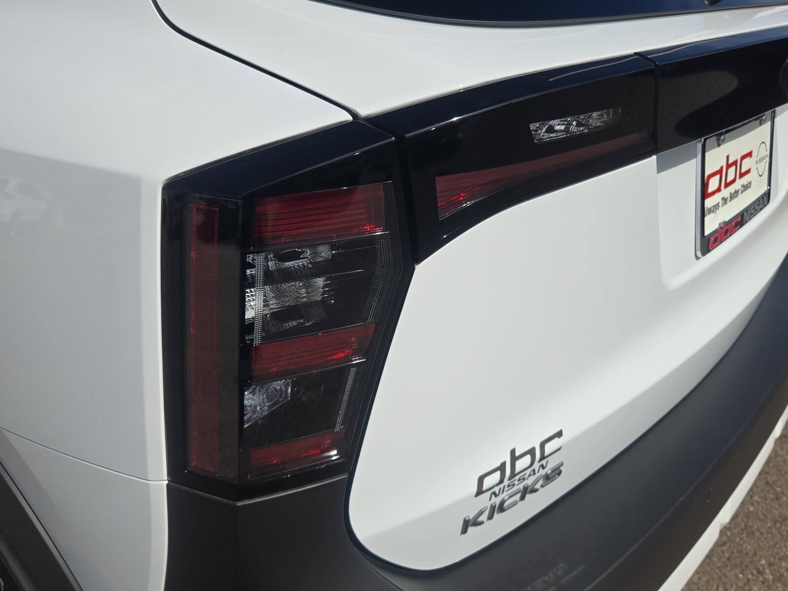 New 2026 Nissan Kicks SV w/ SV Premium Package FWD image 14