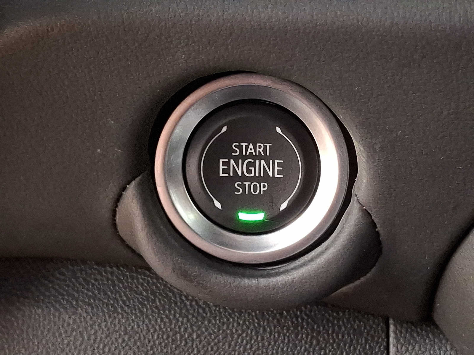 Used 2025 Chevrolet Tahoe LS AWD/4WD image 25