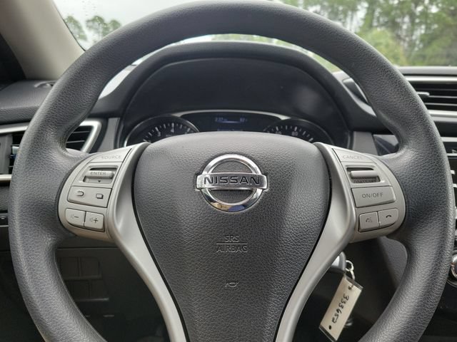 Used 2016 Nissan Rogue S FWD image 26