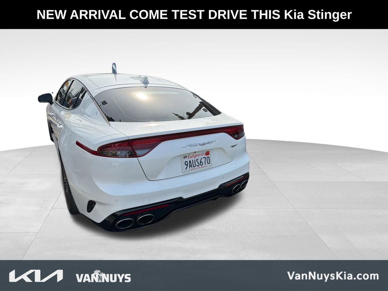 Used 2022 Kia Stinger GT2 w/ Red Interior Color Package image 4