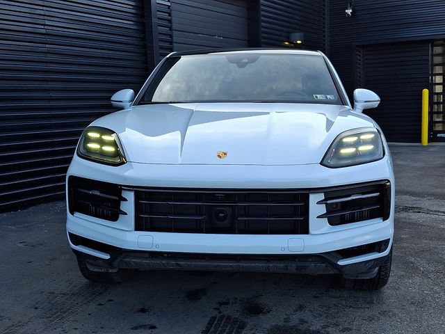 Certified 2026 Porsche Cayenne E-Hybrid Coupe AWD/4WD image 10