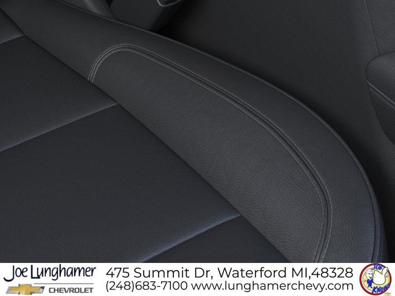 New 2026 Chevrolet Suburban LT w/ Comfort Package AWD/4WD image 23
