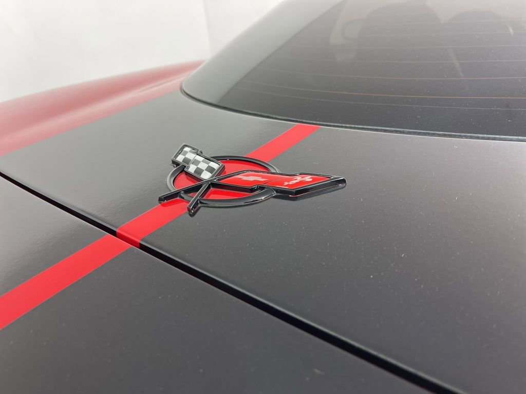 Used 1999 Chevrolet Corvette Coupe w/ Roof Pkg image 11