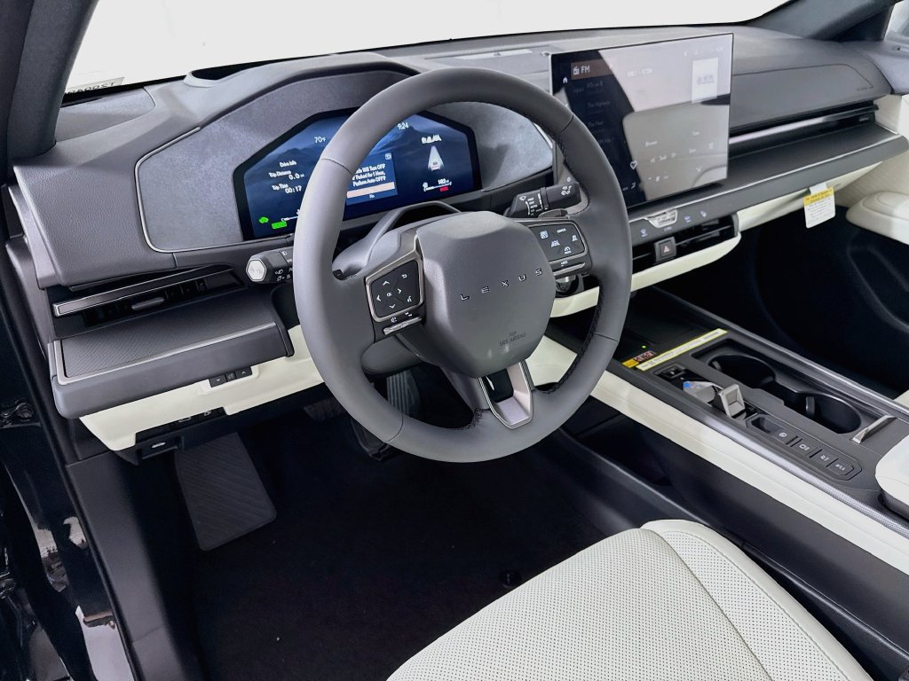 New 2026 Lexus ES 350h AWD w/ Accessory Package (K3) image 9
