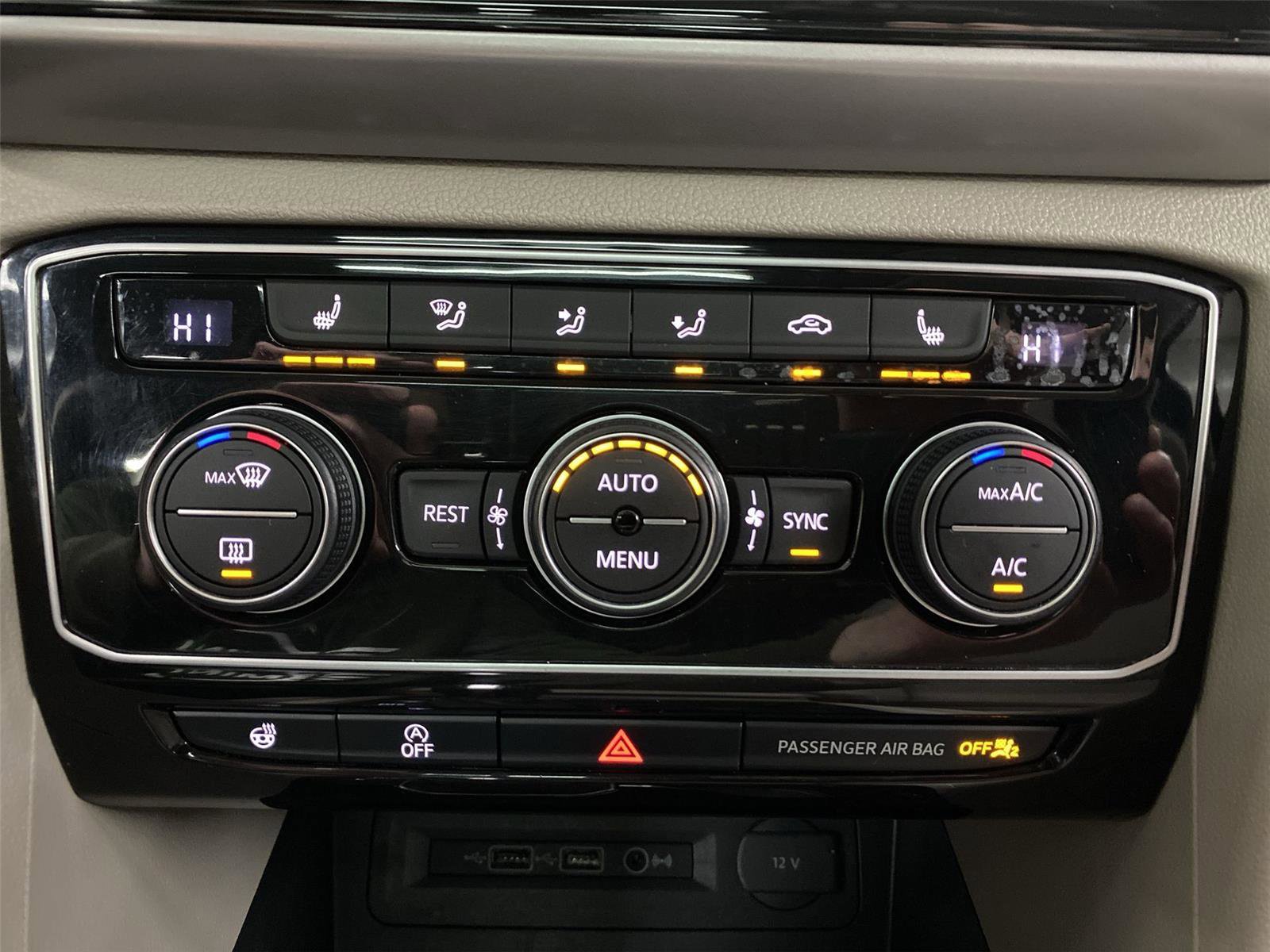 Used 2020 Volkswagen Atlas SEL image 21