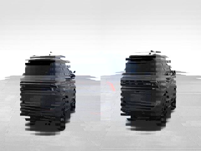 New 2025 Lincoln Navigator Reserve w/ Jet Appearance Package image 31