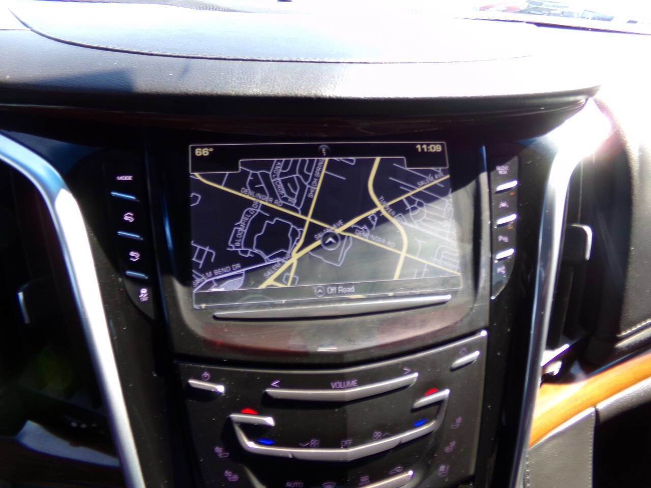 Used 2019 Cadillac Escalade Luxury image 72