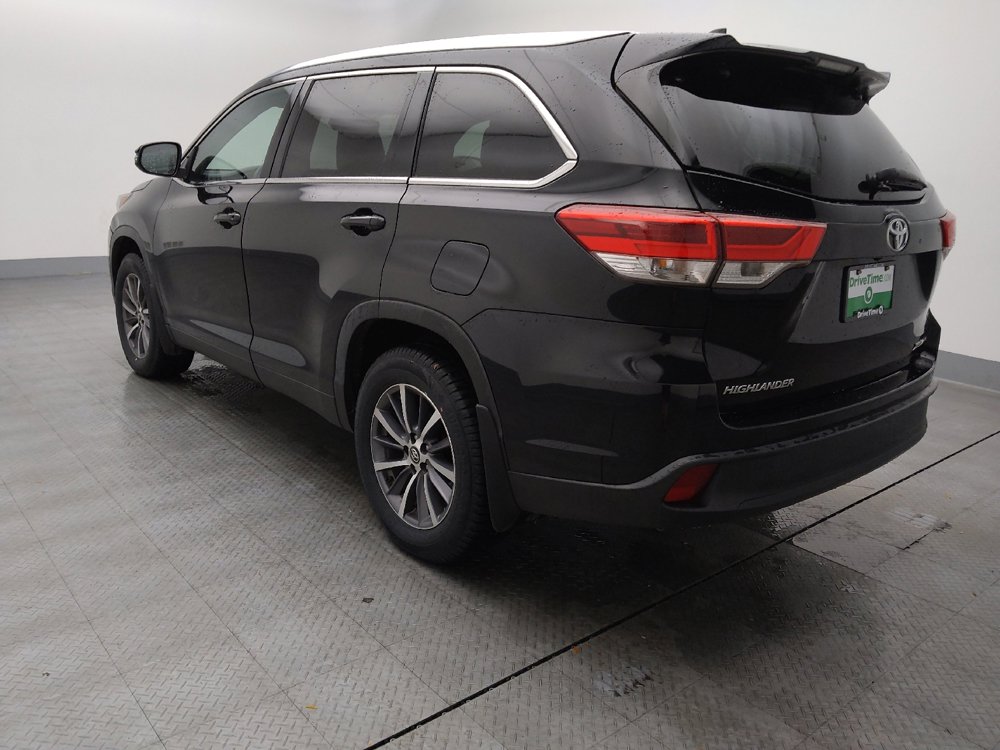 Used 2019 Toyota Highlander XLE image 5