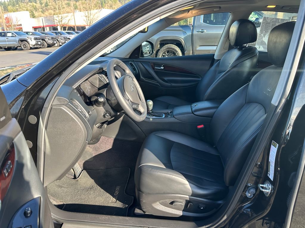Used 2014 INFINITI QX50 Journey w/ Premium Package image 13