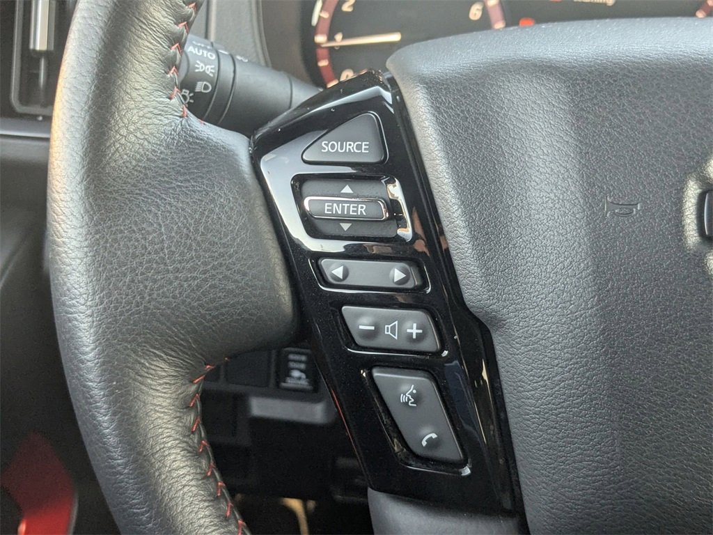 Used 2025 Nissan Frontier Pro-X w/ Pro Premium Package image 17