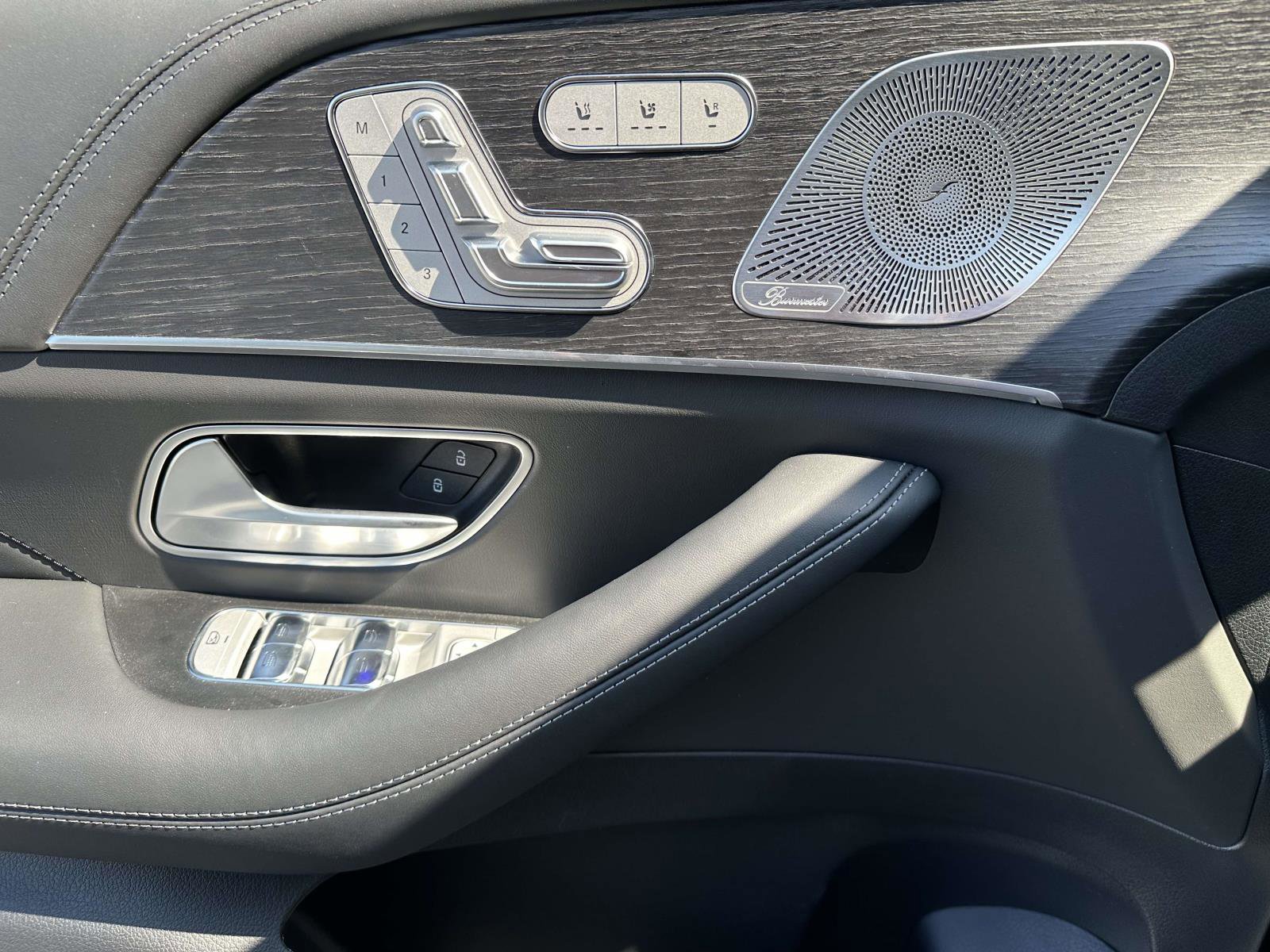 New 2026 Mercedes-Benz GLS 63 AMG 4MATIC image 11