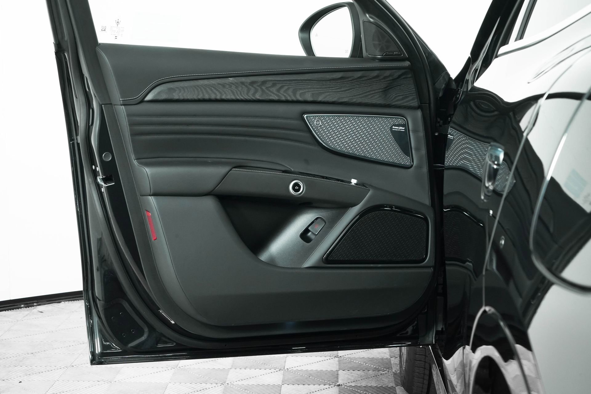 New 2025 Maserati Grecale Modena image 26