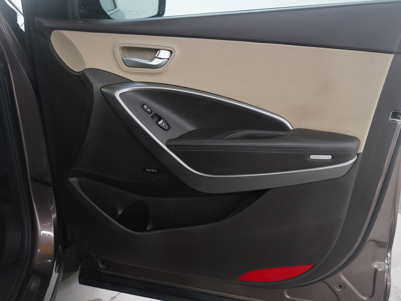 Used 2013 Hyundai Santa Fe Limited w/ Technology Pkg image 9