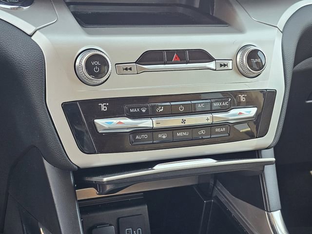 Certified 2020 Ford Explorer XLT w/ Equipment Group 202A image 20