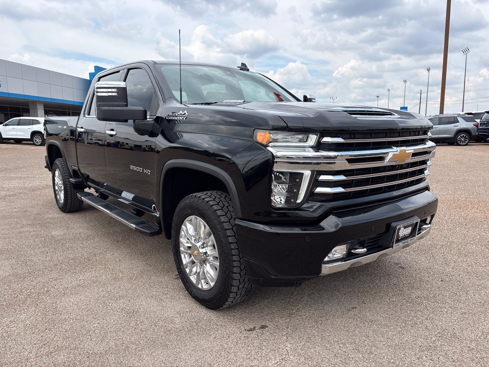 Used 2023 Chevrolet Silverado 2500 High Country w/ Safety Package II AWD/4WD image 8