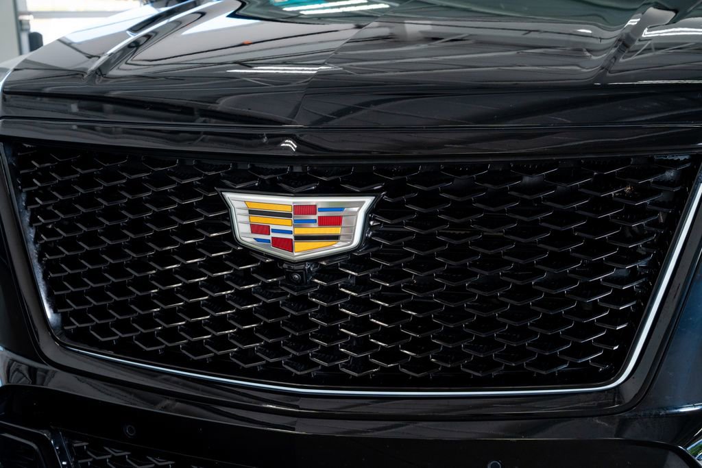 Used 2025 Cadillac Escalade V image 21
