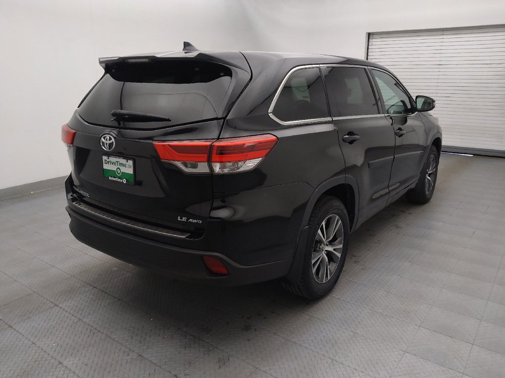 Used 2018 Toyota Highlander Plus w/ Protection Package #3 AWD/4WD image 9