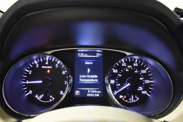 Used 2015 Nissan Rogue SV image 24