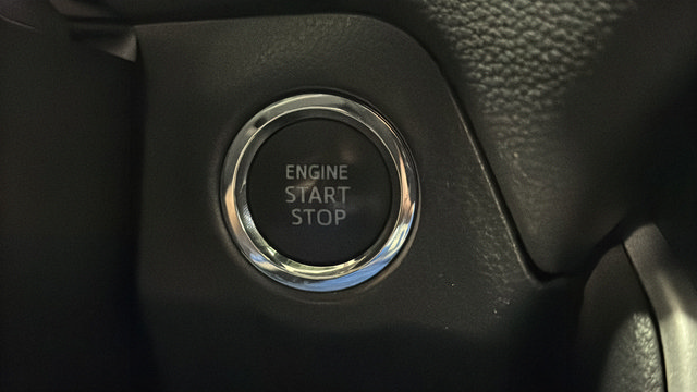 Used 2021 Toyota RAV4 XLE Premium AWD/4WD image 23