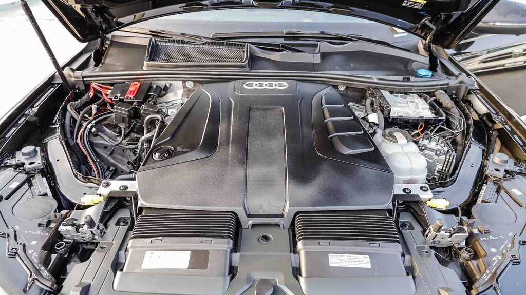 Used 2024 Audi Q7 2.0T Premium Plus image 32