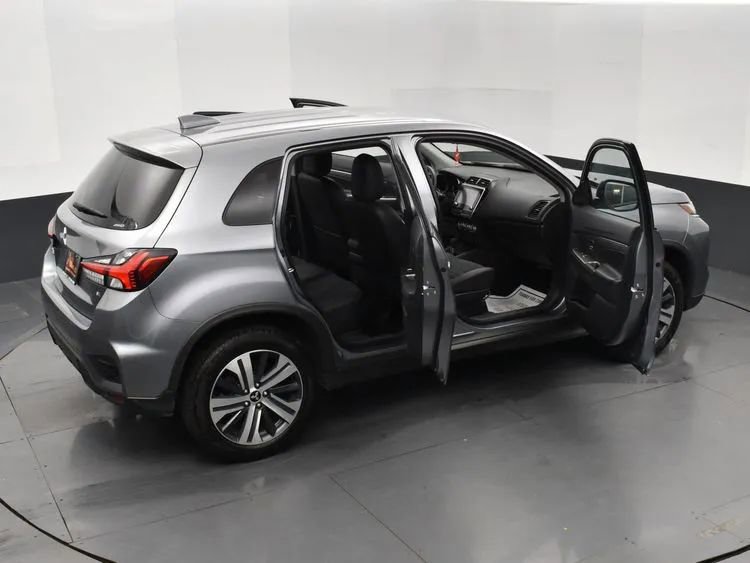 Used 2024 Mitsubishi Outlander Sport SE image 6