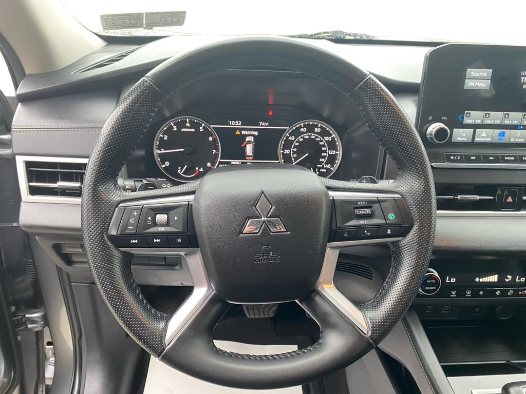 Used 2024 Mitsubishi Outlander SE AWD/4WD image 21