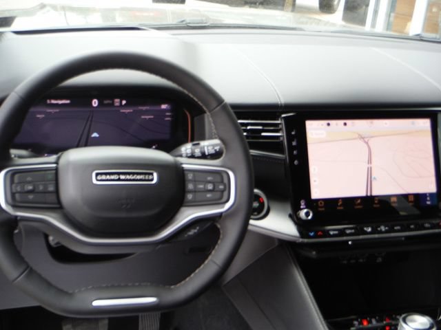 New 2026 Jeep Grand Wagoneer L Limited AWD/4WD image 3