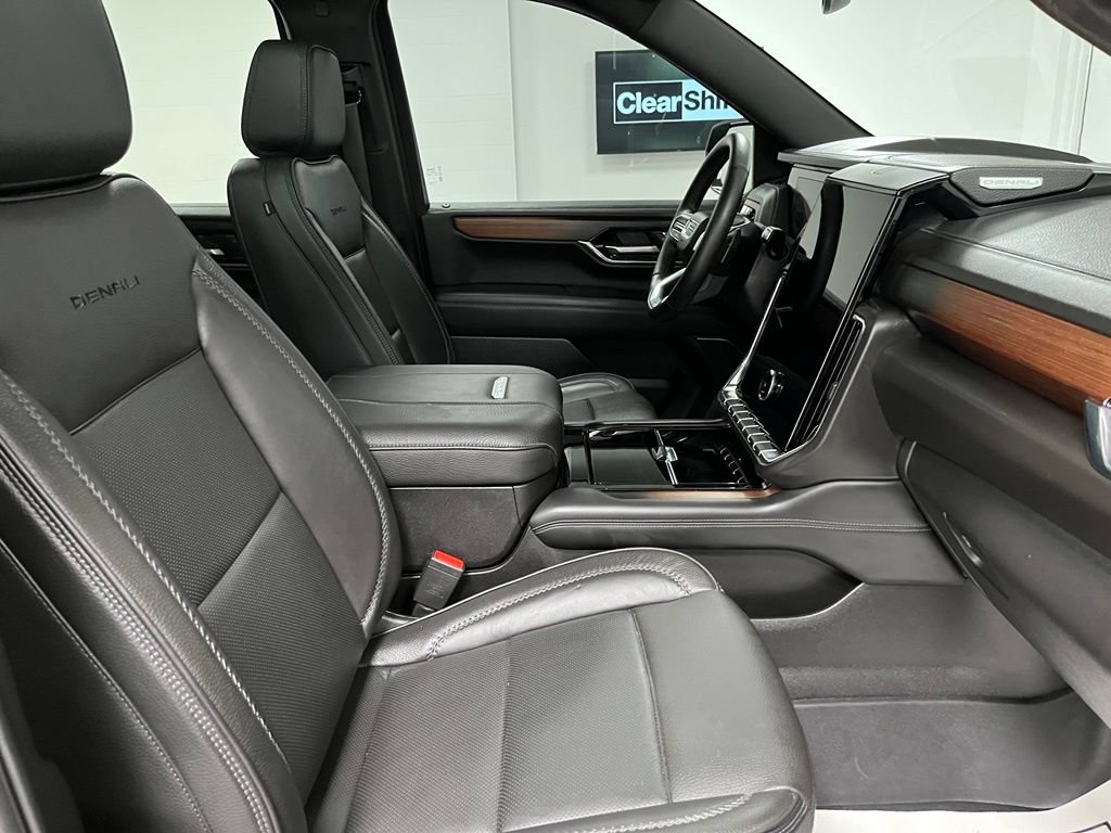 Used 2025 GMC Yukon XL Denali w/ Sun & Power Step Package AWD/4WD image 58