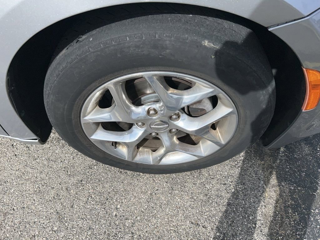 Used 2018 Chrysler Pacifica Limited image 13