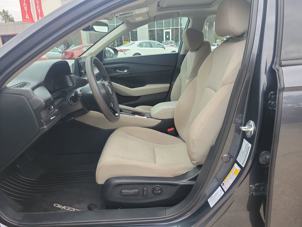 Used 2024 Honda Accord EX image 16