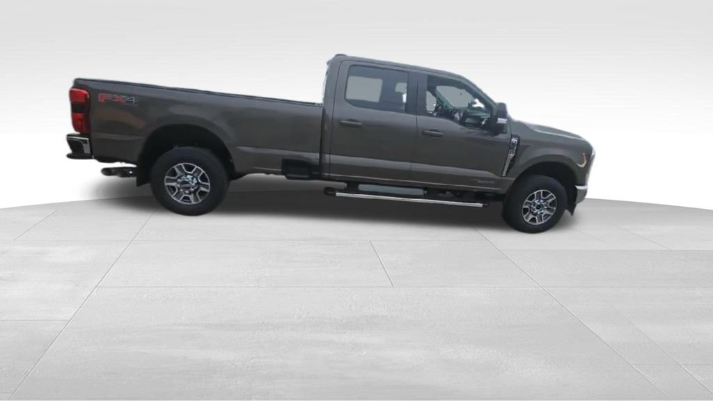 Used 2022 GMC Sierra 1500 Denali w/ Denali Reserve Package image 9