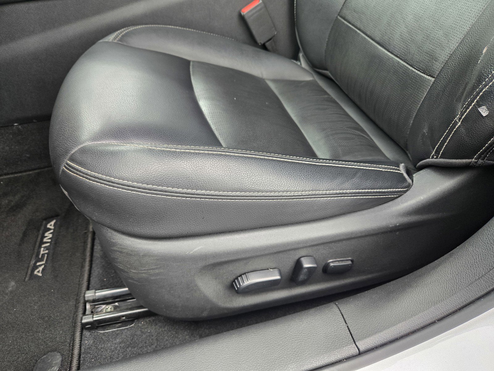 Used 2020 Nissan Altima 2.5 SL image 14