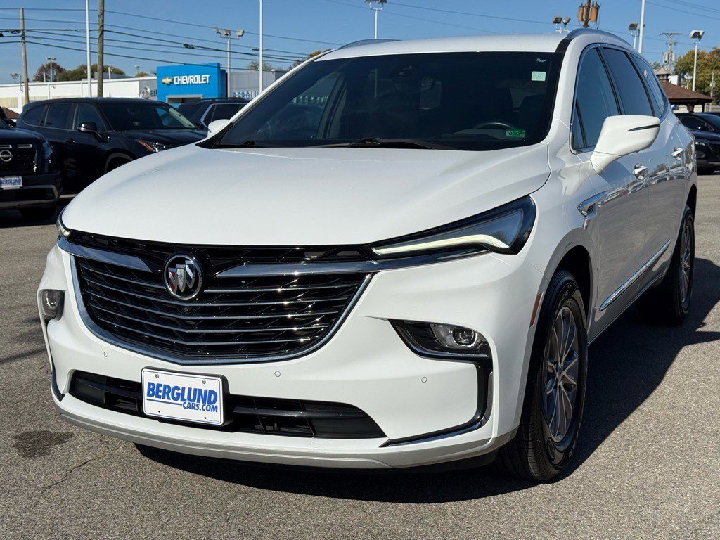 Certified 2024 Buick Enclave Premium image 5