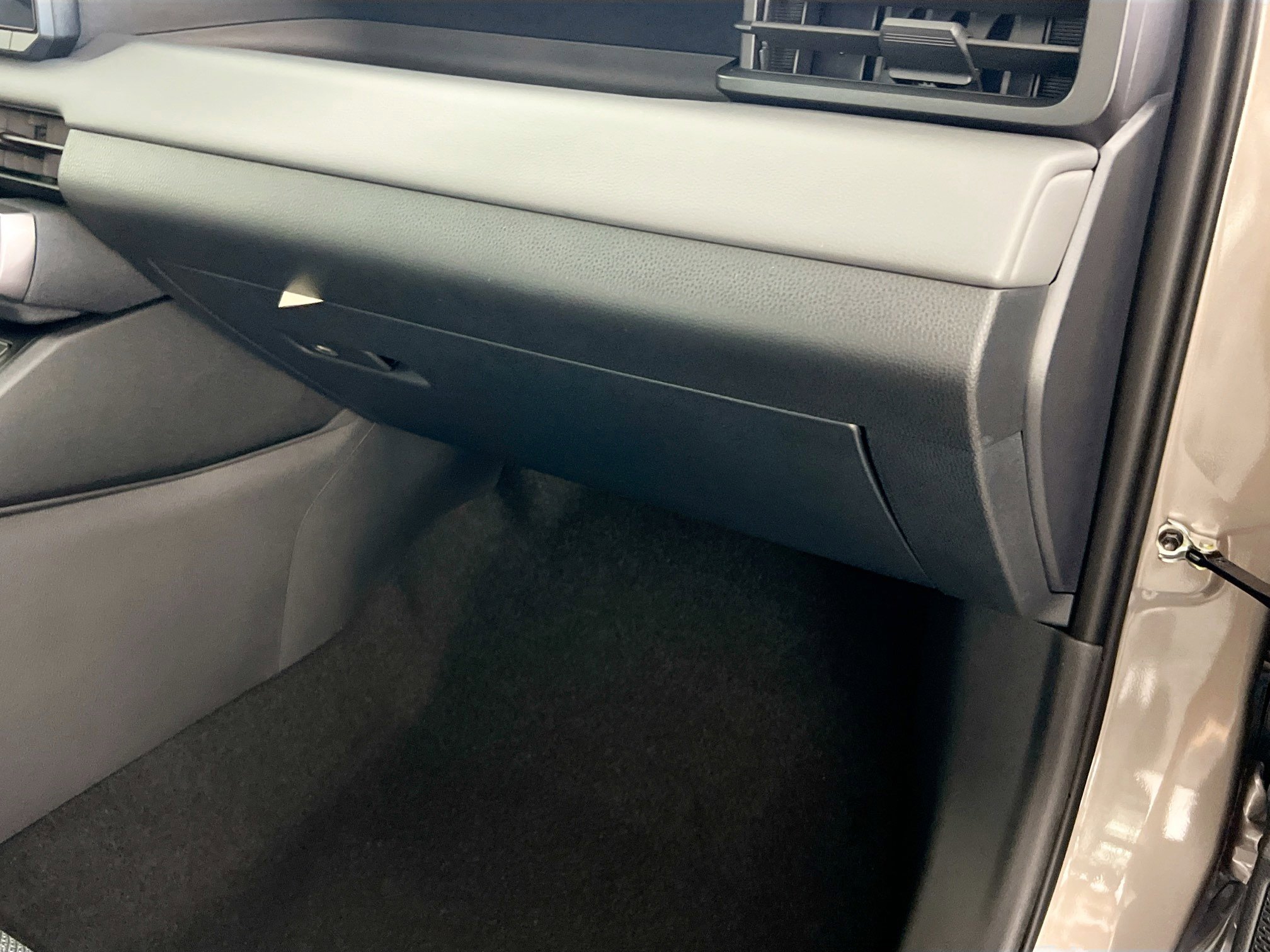 New 2026 Toyota RAV4 LE FWD image 34