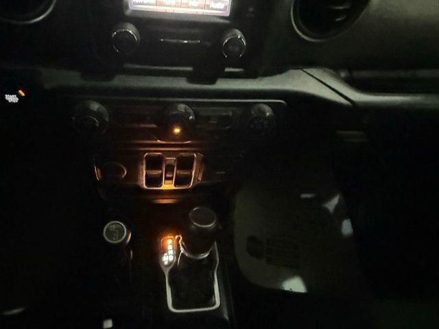 Used 2020 Jeep Gladiator Sport w/ Quick Order Package 24S image 21