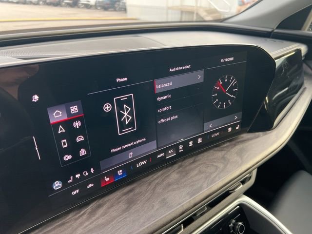 Certified 2025 Audi Q5 Premium Plus w/ Premium Plus image 21