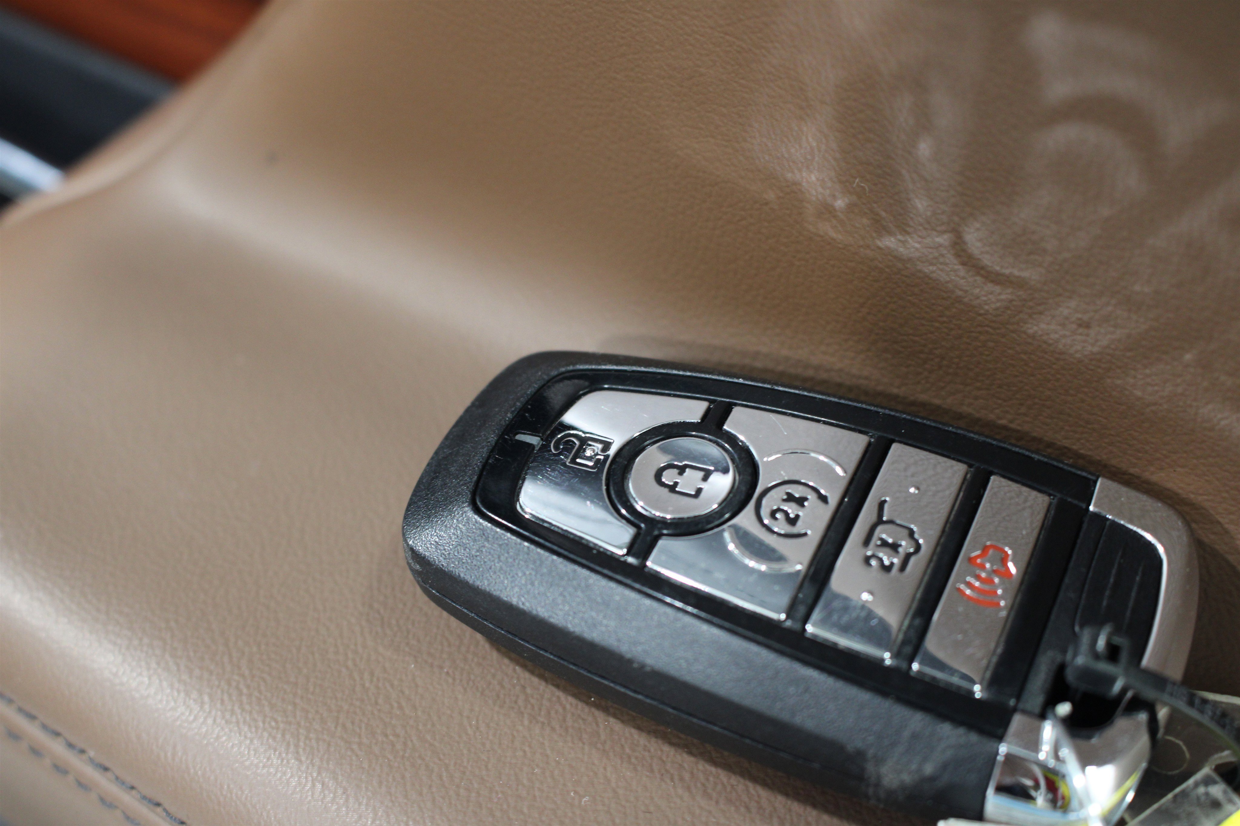 Used 2024 Lincoln Navigator Reserve AWD/4WD image 40